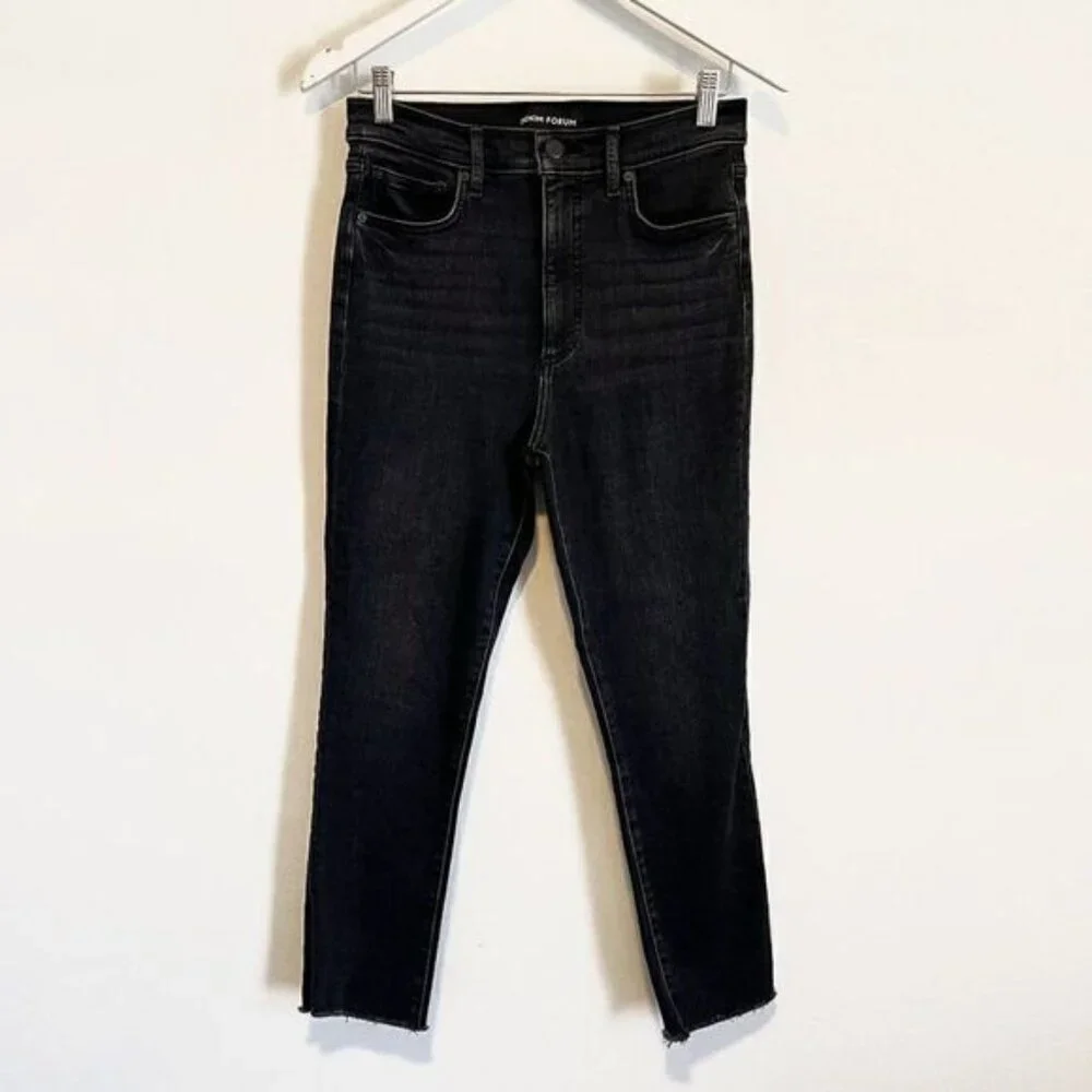 Aritzia Denim Forum The Lola High Rise Skinny Crop Raw Hem  Washed Black Jeans - Picture 2 of 7